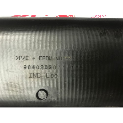 Молдинг передней левой двери Citroen Berlingo 2003-2008 9640259677